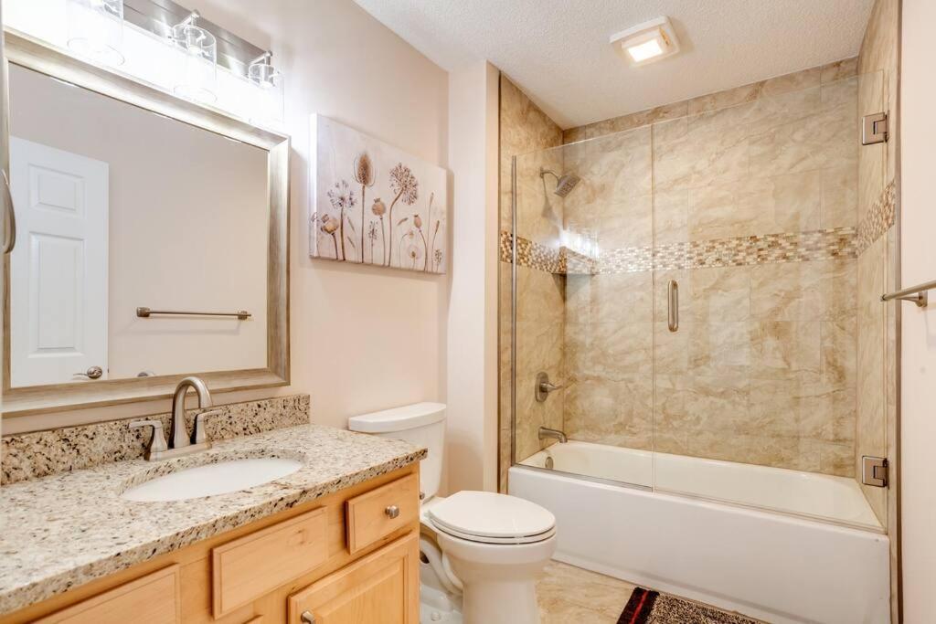 Bears Valley Inn - Great Location! - Peaceful, Children And Dog Friendly Retreat - Less Than 15 Min To All Attractions - Private Pool Club & Fishing Hole - Game Room With Tv Sevierville Ngoại thất bức ảnh