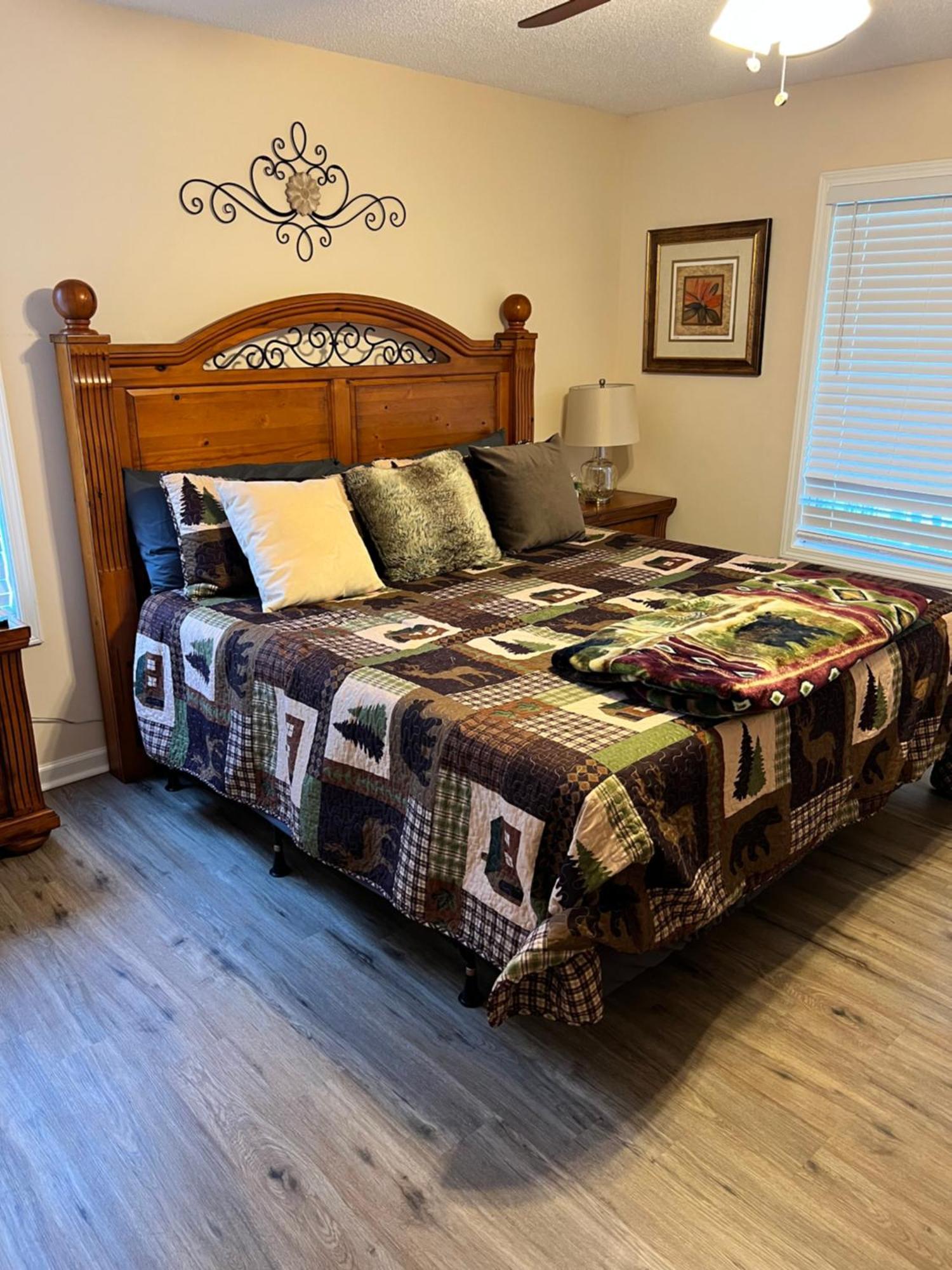 Bears Valley Inn - Great Location! - Peaceful, Children And Dog Friendly Retreat - Less Than 15 Min To All Attractions - Private Pool Club & Fishing Hole - Game Room With Tv Sevierville Ngoại thất bức ảnh